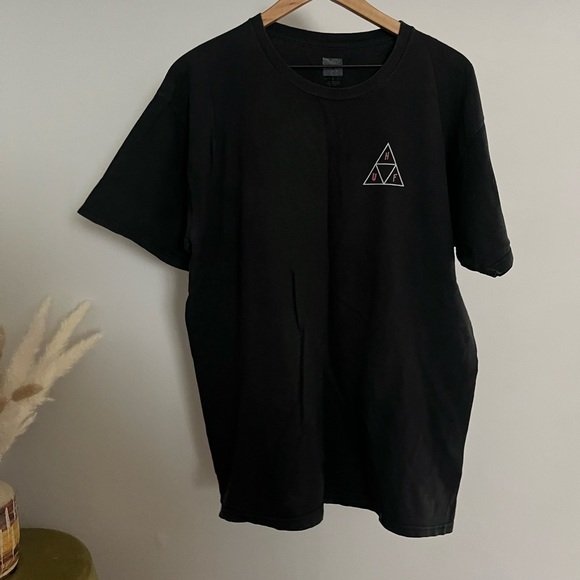 HUF T - Picture 2 of 3